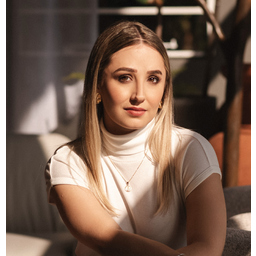Marina Vasconcellos