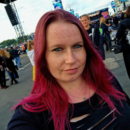 Melanie Stolze