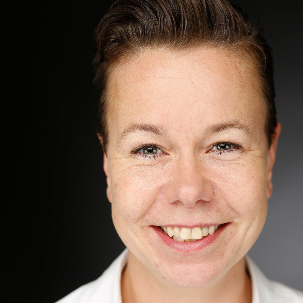 Katrin Schmid - Senior Business Analyst - Deutsche Bahn | XING