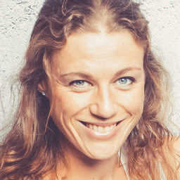 Anja Topham