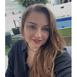 Laura Vincze