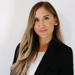 Kübra Özcan 