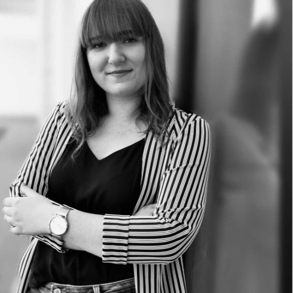 Laura Haase's Instagram, Twitter & Facebook on IDCrawl