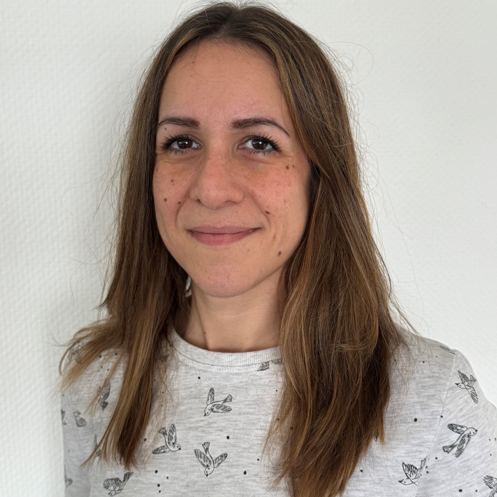 alexandra-michalak-salesforce-consultant-liongate-ag-xing