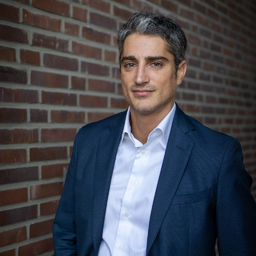 Alberto Villar