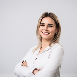 Elena Plaxienco's profile picture