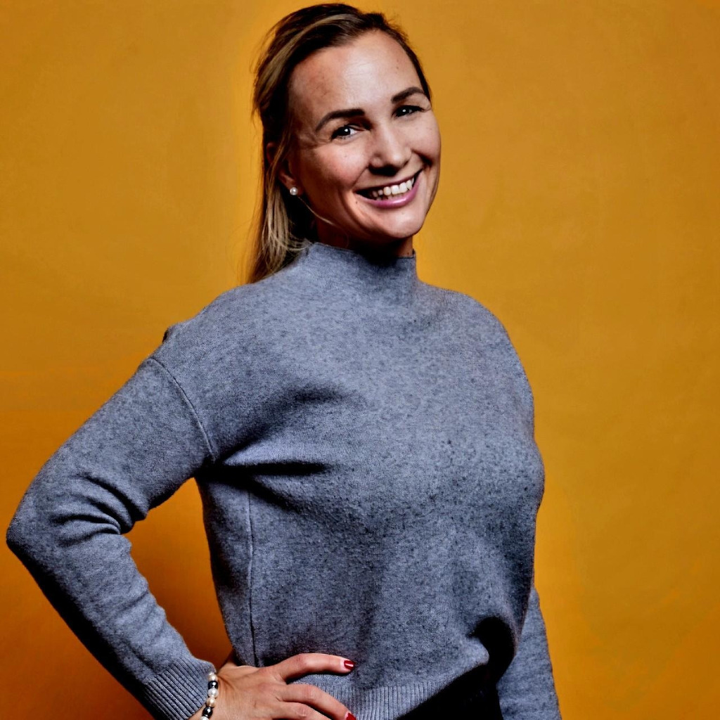 Dr. Opper LL.M. (Medizinrecht) Juristin BMW Group XING