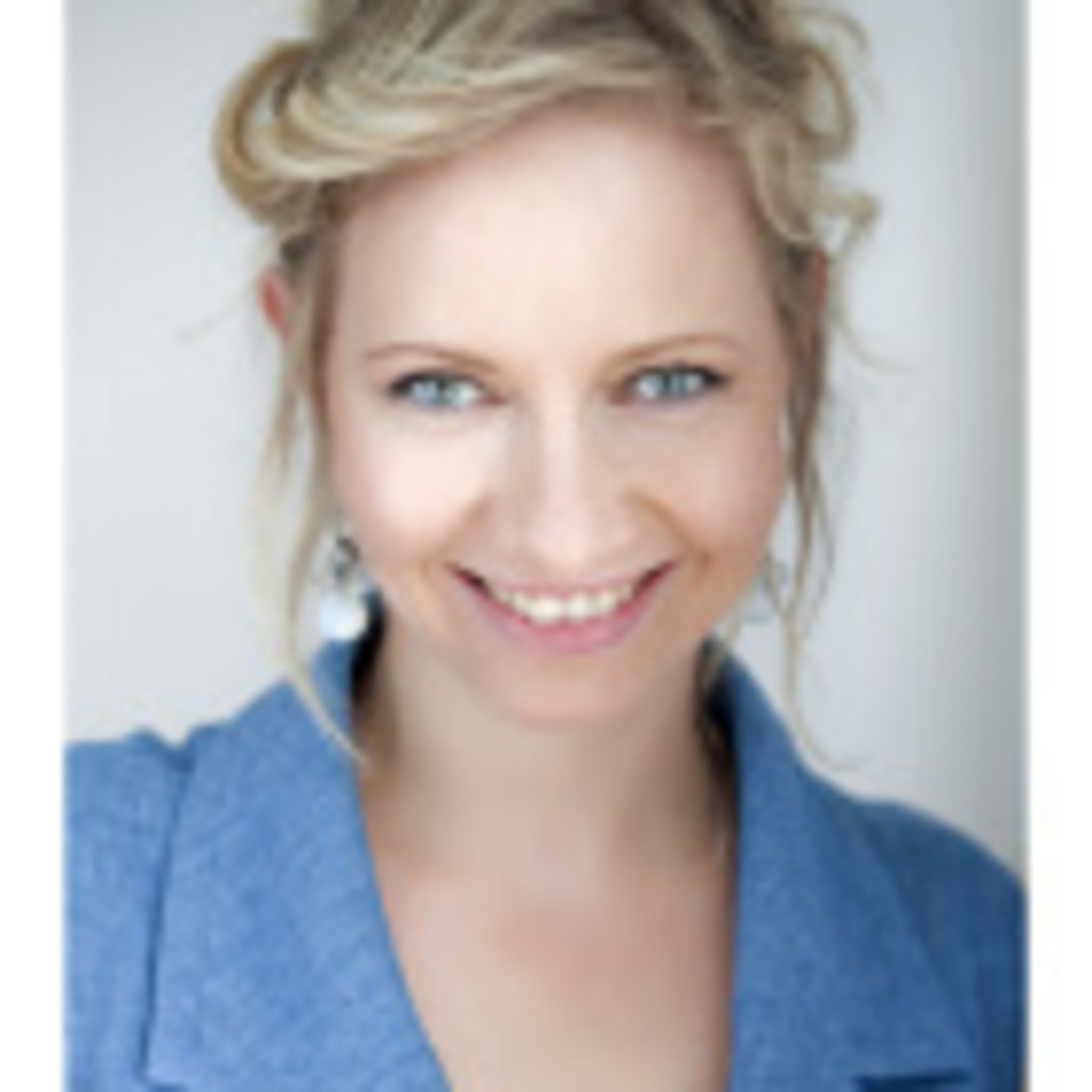Katerina Stolinova - Deputy Director - Czech Culture Centre in Rome | XING