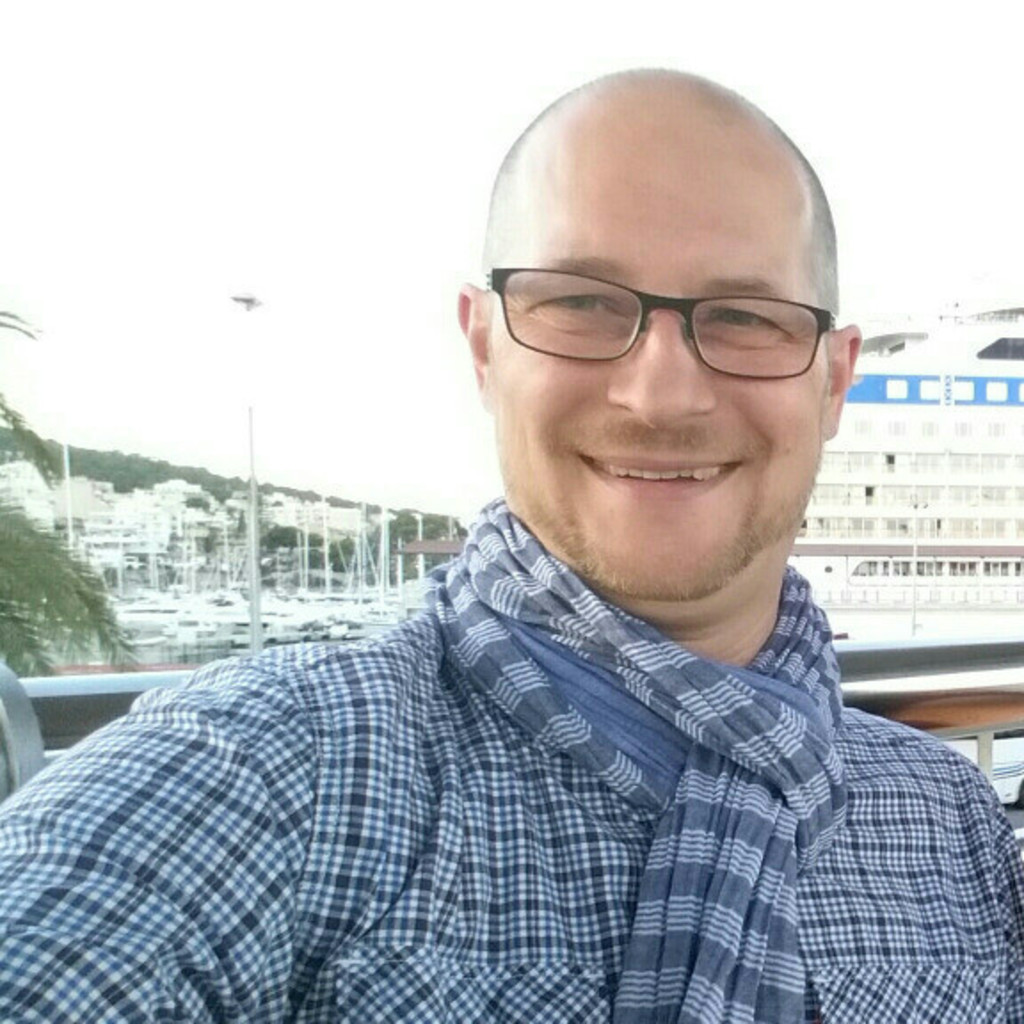 Michael Munke Produkt und Portfolio Manager Service Produkte