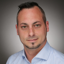 Lars Uecker