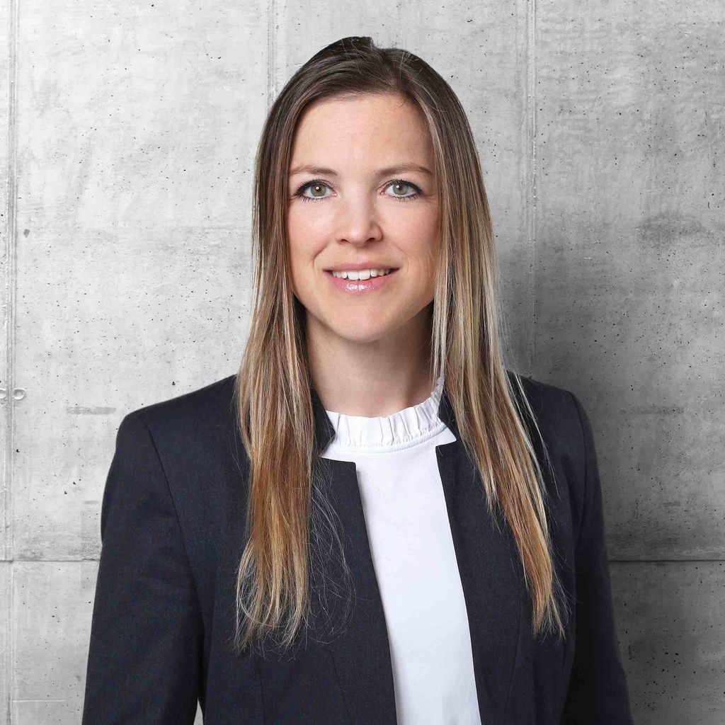 Iris Rast Relationship Manager Private Banking International Liechtensteinische Landesbank Ag Xing