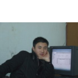 志成 何