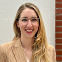 Dr. Marie Weiß