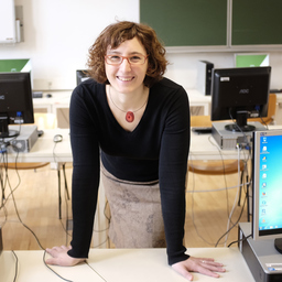 Dr. Christina Ortner