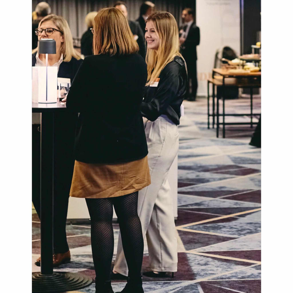 Johanna Scherr Assistant Managerin & Technology