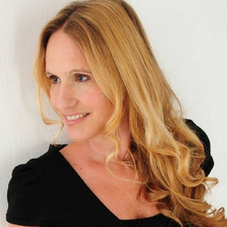 Annette Wolf
