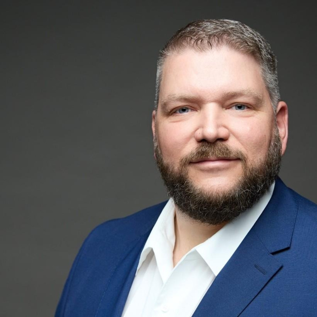 Christian Heinz Client Service Manager, Vice President Apex Fund