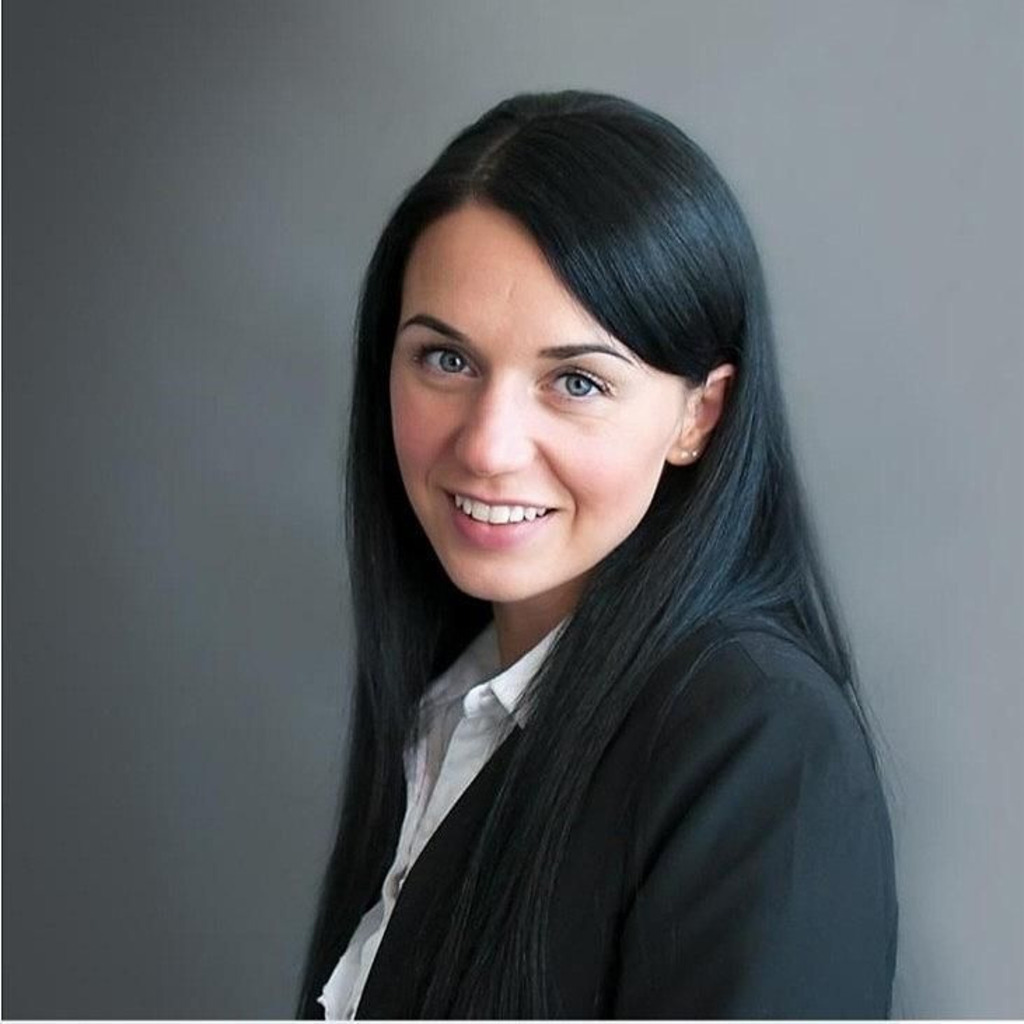 Julia Hall Verwaltungsangestellte FAKTUM Bauprodukte GmbH XING