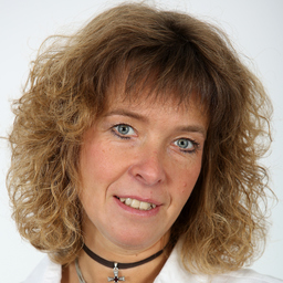 Nicole Busse