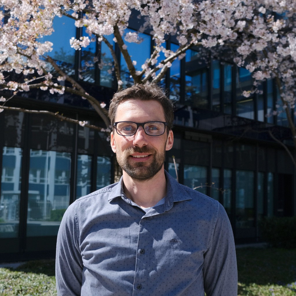 Dr. Jan Niklas Grieb Senior Development Engineer Rohde & Schwarz