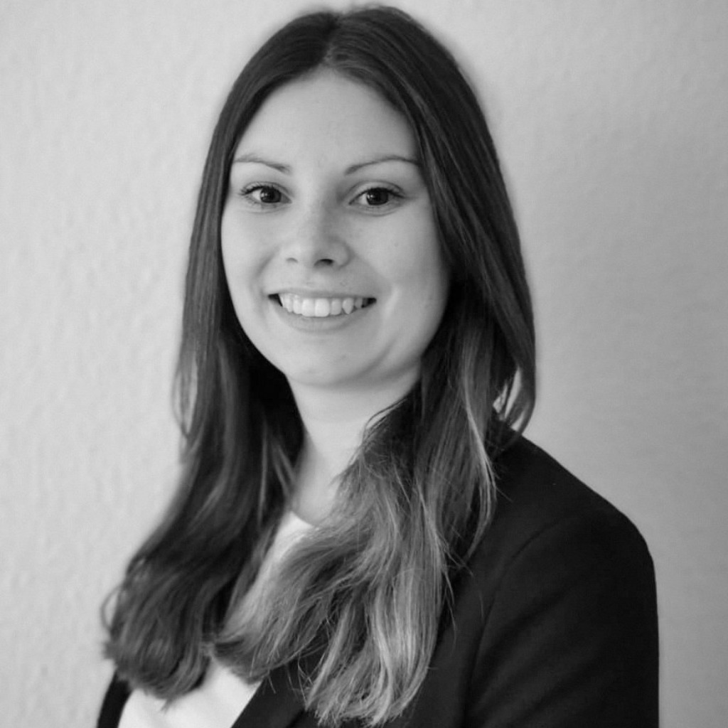 Caroline Thiede - Associate Manager - Fashion Digital GmbH & Co. KG ...