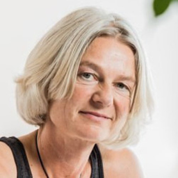 Kathrin Pelzner