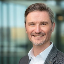 Dr. Lutz Neubert