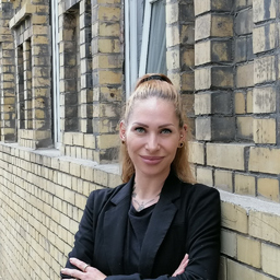 Pauline Tiedge