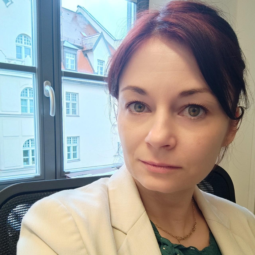 Franziska Grampe Kfm. Objektbetreuerin WEG Firmengruppe Eichler XING