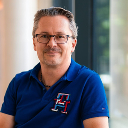 Dr. Florian Exl