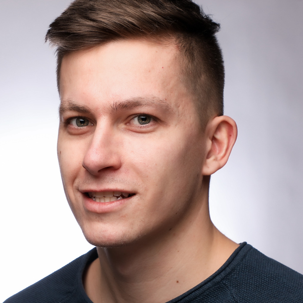 Nick Alexander Bertram Dualer Student Wirtschaftsinformatik VIER