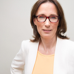 Dr. Gabriele Suft