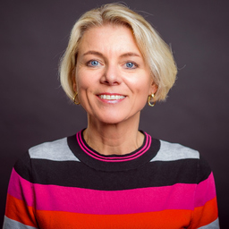 Helga Freund