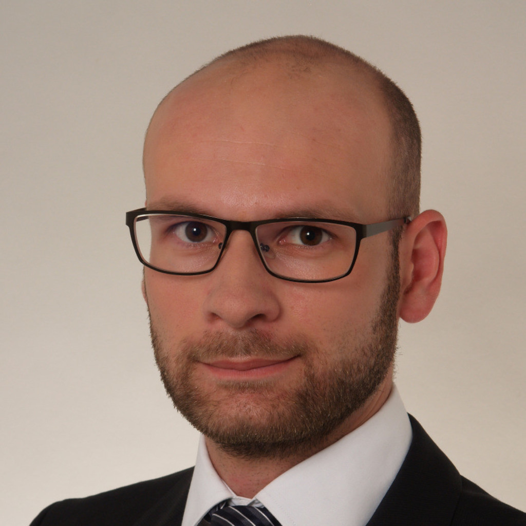 Nils Heinecke Nils Heinecke