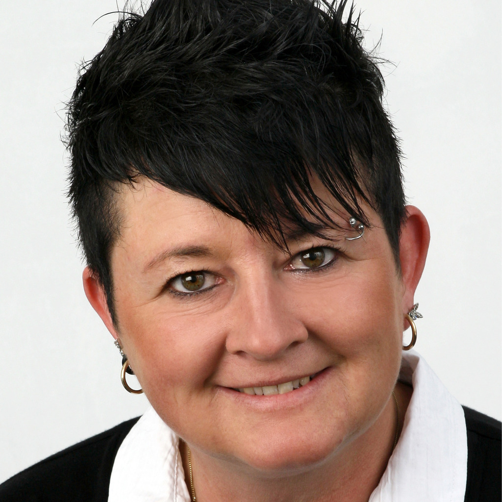 Simone Mende Leiterin der Disposition Amstutz Produkte AG XING