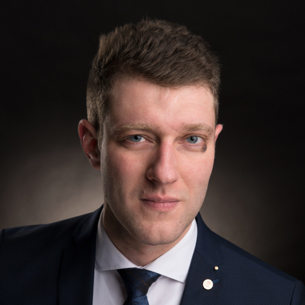 Stefan Madaus Repräsentanzleiter tecis Finanzdienstleistungen AG XING