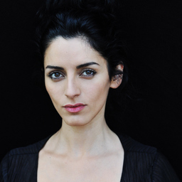 Leili Novi