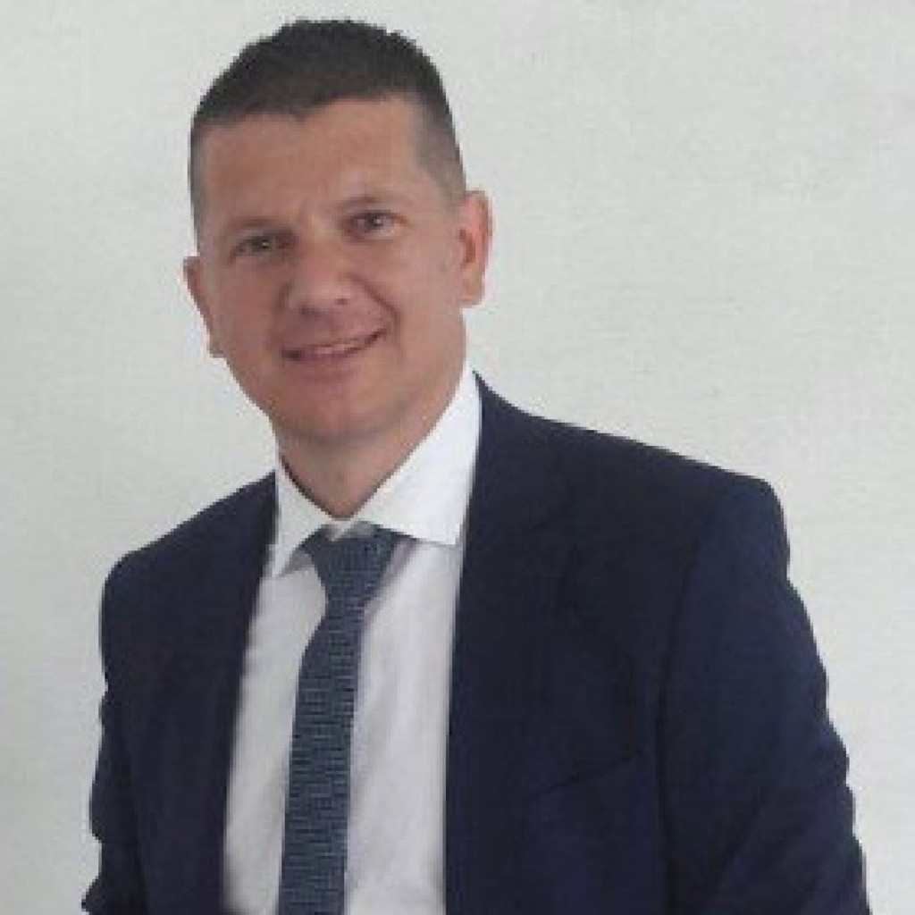 Slaven Ljubas Geschäftsführer HITROTEC XING