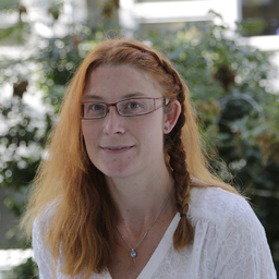 Dr. Julia Schützner
