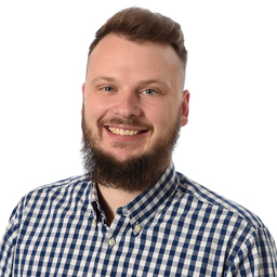 Niklas Golombek