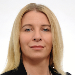 Sabine Macha