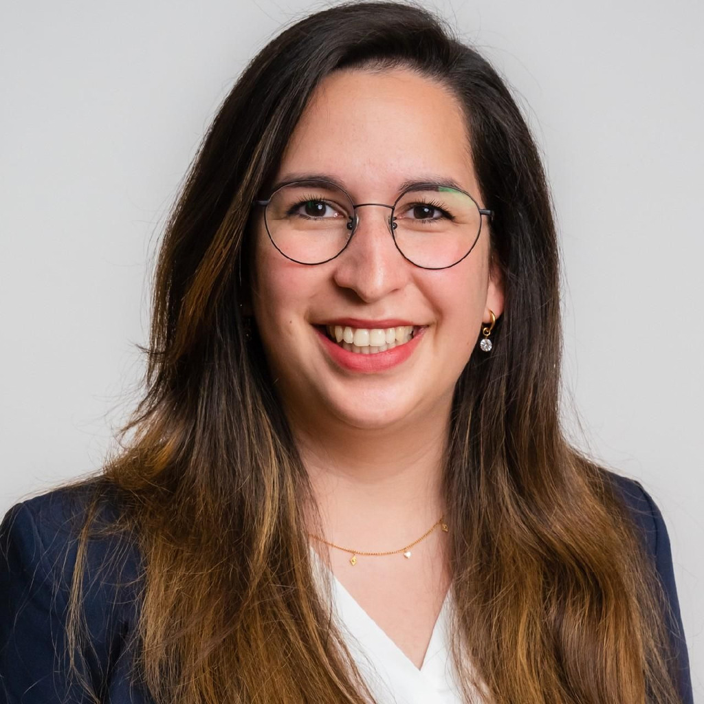 Derya Türk Service Consultant SCHUFA Holding AG XING