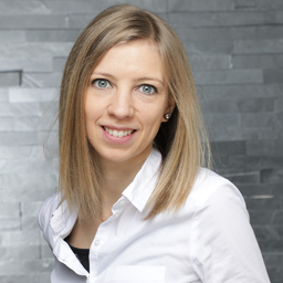 Nina Lange