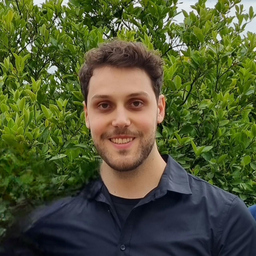Emre Öztürk 