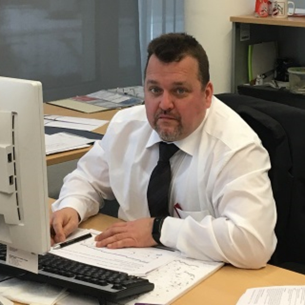 Dipl.Ing. Michael Lehnertz Senior Control & Instrumentation Engineer