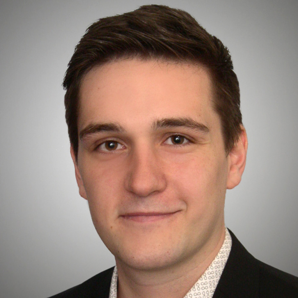 Daniel Zirfaß Business Management International Business School