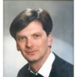 Dr. Gert Schwingshakl