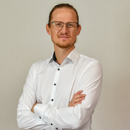 Konstantin Bernhardt