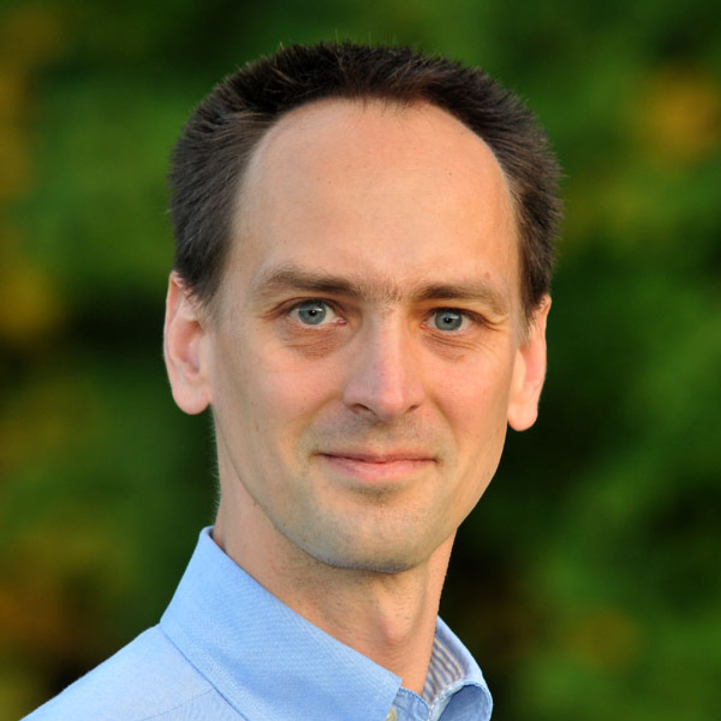 Johannes Patzelt Vice President & Deputy General Counsel, Int