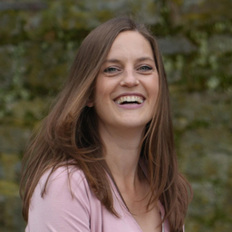 Claudia Wenzel